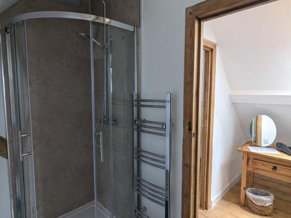 Regilbury court, Grooms house : photo 3 de la chambre chambre double avec salle de bains privative