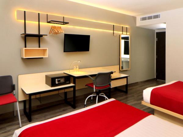 City Express Plus by Marriott Puerto Vallarta : photo 4 de la chambre chambre double avec 2 lits doubles