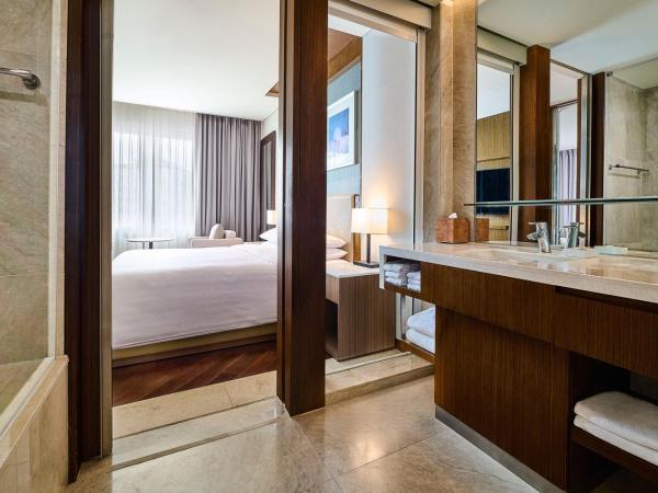 Courtyard By Marriott Seoul Times Square : photo 7 de la chambre suite room 1 king