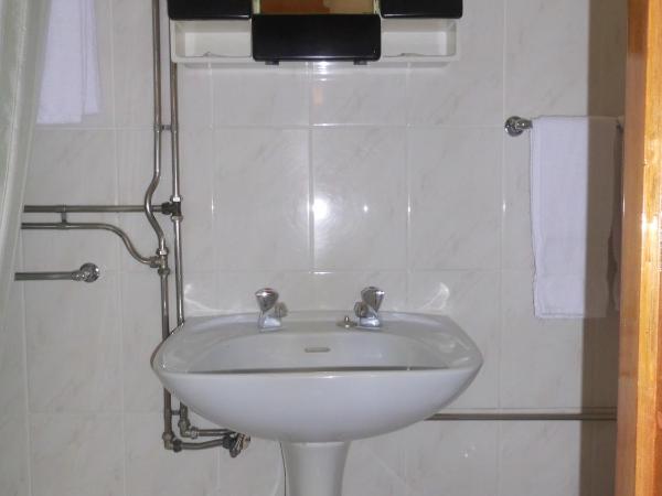 Hotel Larbelo : photo 1 de la chambre chambre double Économique