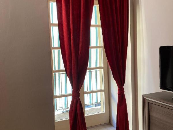 Adalesia Hotel & Coffee : photo 5 de la chambre chambre double supérieure