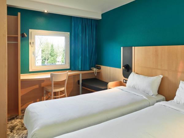B&B HOTEL Orly Rungis Aéroport 3 étoiles : photo 1 de la chambre chambre lits jumeaux standard
