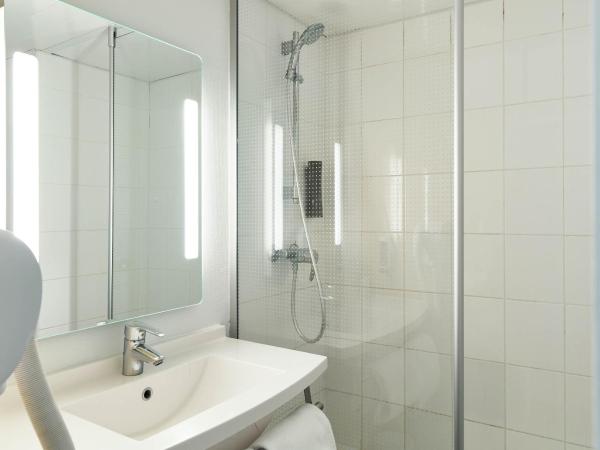 B&B HOTEL Orly Rungis Aéroport 3 étoiles : photo 3 de la chambre chambre double standard