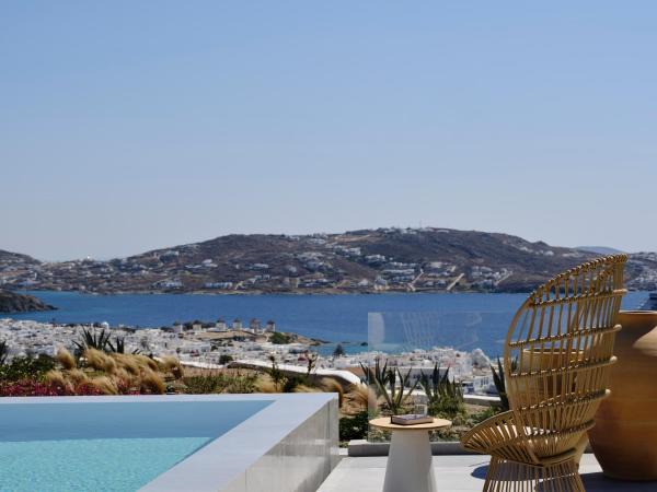 Deos Mykonos - A Myconian Collection Hotel : photo 8 de la chambre lamda grand suite with private pool & sea view