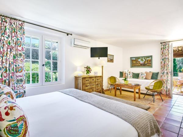 La Ferme D'Augustin : photo 3 de la chambre suite junior avec terrasse