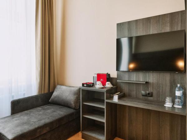 Urban Rooms Rathaus - Self Check-In : photo 4 de la chambre chambre double supérieure