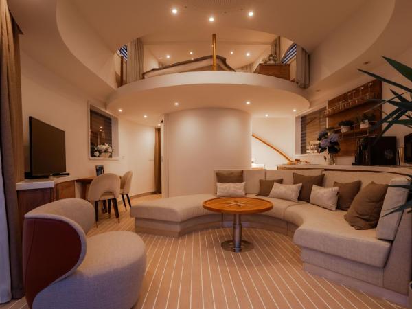 Luxury Floating Apartment - Amor : photo 10 de la chambre mobile home