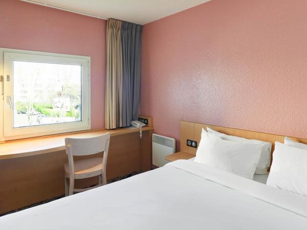 B&B HOTEL Orly Rungis Aéroport 3 étoiles : photo 4 de la chambre chambre quadruple