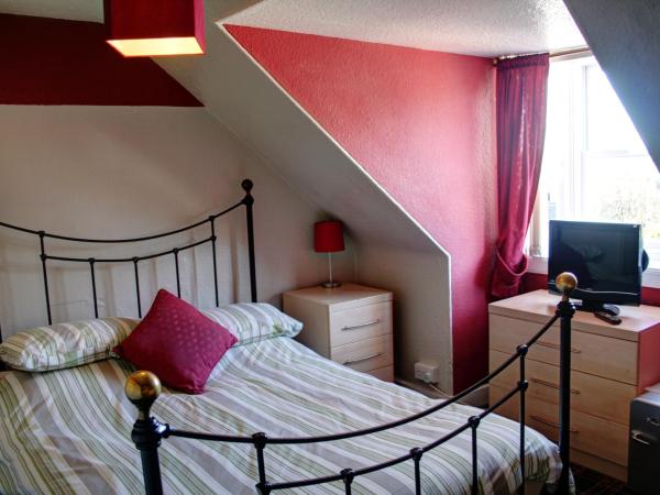 Atticus Central Guest House : photo 3 de la chambre chambre double avec salle de bains commune