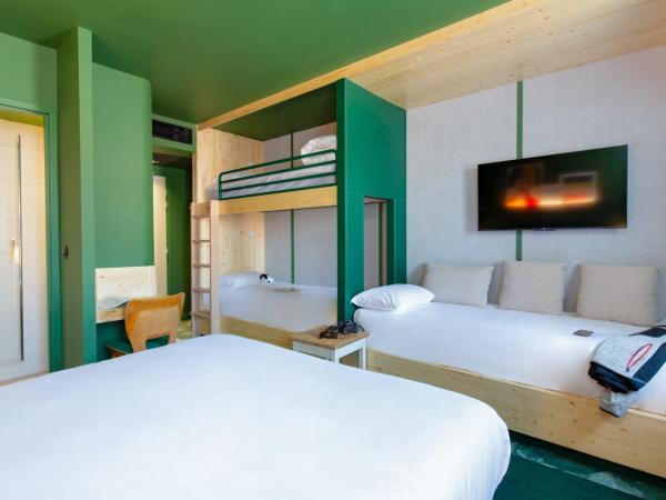 greet hotel Salon de Provence : photo 9 de la chambre chambre familiale