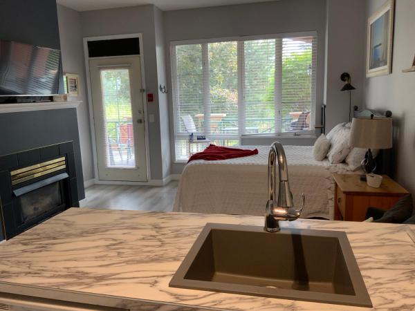 Borgata Lodge Resort : photo 6 de la chambre studio avec terrasse