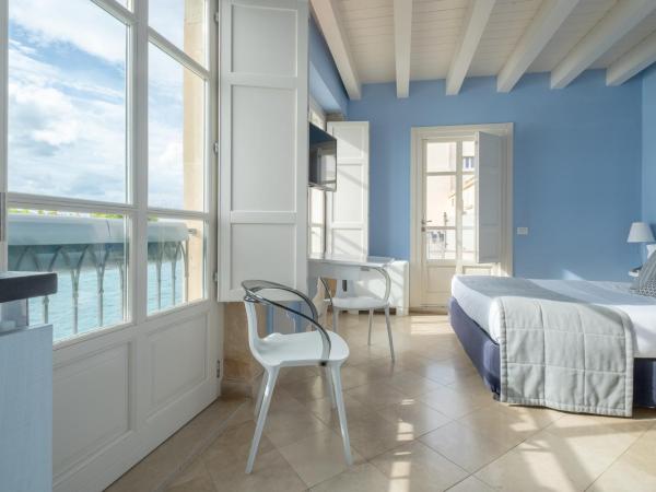 Palazzo Alfeo Aparthotel : photo 7 de la chambre appartement avec terrasse