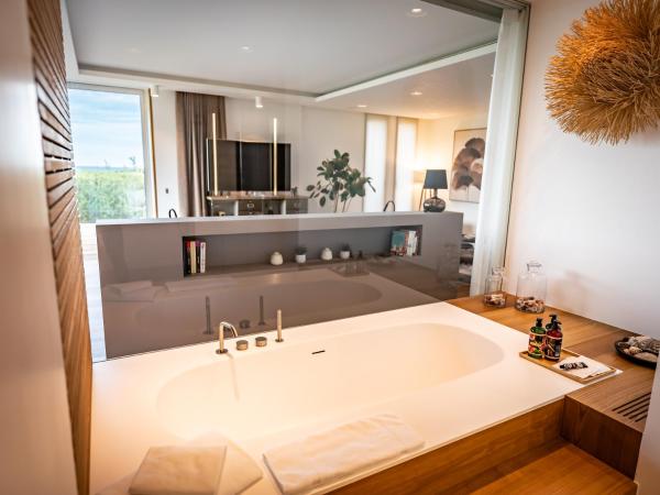 Villa Azai tu Suites : photo 10 de la chambre suite - vue sur mer