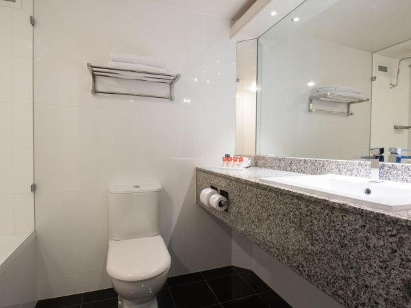 Hotel Grand Chancellor Adelaide : photo 5 de la chambre chambre lits jumeaux exécutive