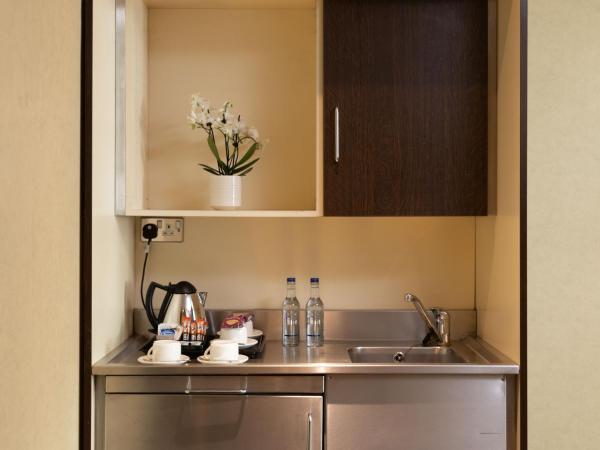 Park Grand Hyde Park : photo 5 de la chambre chambre quadruple en duplex