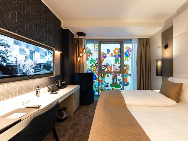 Best Western Premier Royal Blue : photo 5 de la chambre chambre double - vue sur atrium