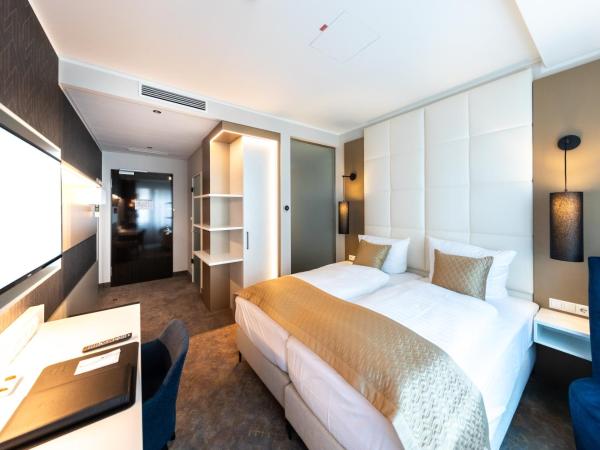 Best Western Premier Royal Blue : photo 2 de la chambre chambre double - vue sur ville - Étage supérieur