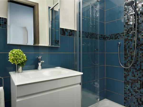 FH55 Med Guesthouse : photo 6 de la chambre suite junior