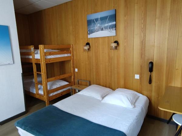 Hotel Le Colibri : photo 7 de la chambre chambre quadruple