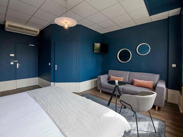 Hôtel de France - Beaune : photo 6 de la chambre chambre quadruple