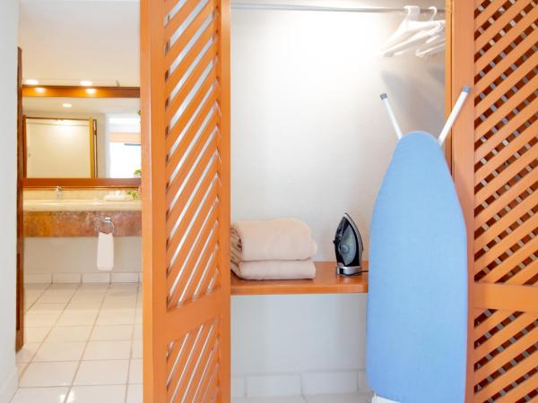 Plaza Pelicanos Club Beach Resort All Inclusive : photo 8 de la chambre suite