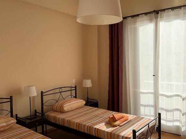 Petaluda House 5 : photo 5 de la chambre chambre lits jumeaux avec salle de bains commune