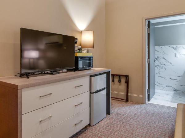 Nashville Riverfront Lofts : photo 3 de la chambre downtown king studio w/kitchenette - unit 2