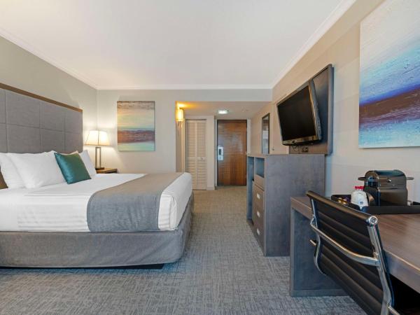 Best Western Plus Sands : photo 3 de la chambre suite lit queen-size business avec salon séparé et canapé-lit - non-fumeurs