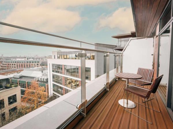 Radisson Blu Royal Hotel Dublin : photo 5 de la chambre suite junior avec balcon