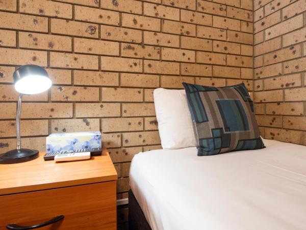 Echo Holiday Parks - Windsor Gardens : photo 6 de la chambre budget units - twin