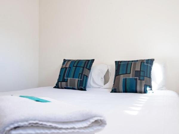 Echo Holiday Parks - Windsor Gardens : photo 6 de la chambre standard double cabins