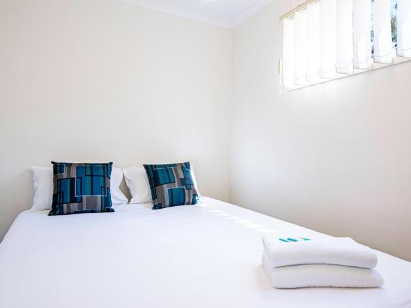 Echo Holiday Parks - Windsor Gardens : photo 5 de la chambre standard double cabins