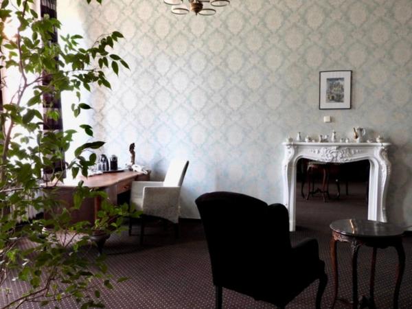 Matejki 8 : photo 1 de la chambre the karge suite with king-size bed, balcony and open bathroom