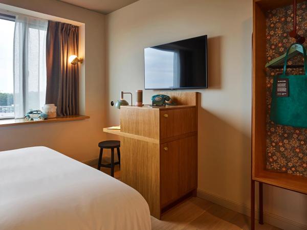 25hours Hotel Paper Island : photo 3 de la chambre chambre lit king-size standard