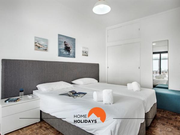 #211 Jacuzzi Ocean View, 100 mts Beach with AC : photo 1 de la chambre chambre double avec salle de bains commune