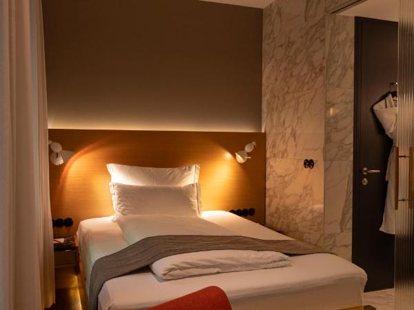 The Guesthouse Vienna : photo 2 de la chambre chambre supérieure côté cour - occupation simple - premier Étage