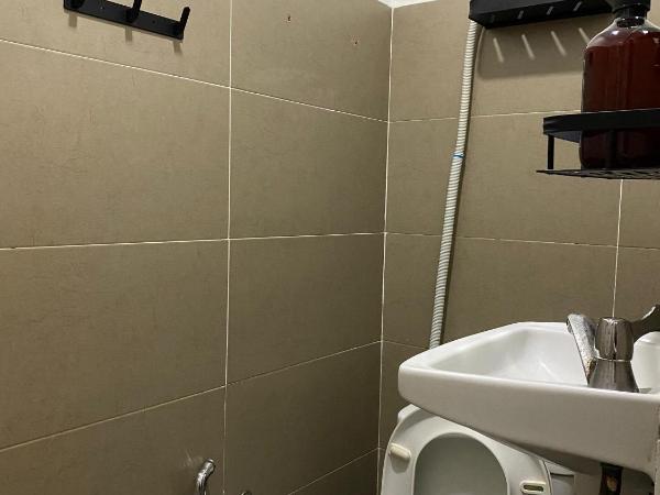 Aayu Muntri : photo 6 de la chambre chambre simple avec salle de bains privative