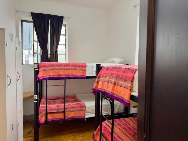 Massiosare El Hostal : photo 1 de la chambre lit dans dortoir pour femmes de 4 lits