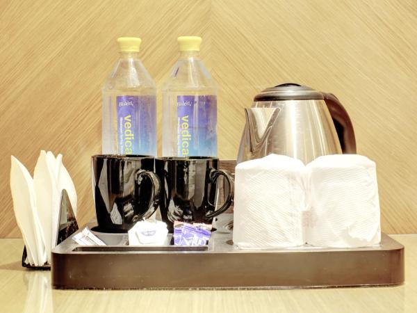 Hotel Krishna Plaza New Delhi - 'Free Railway Station Pickup' : photo 10 de la chambre chambre triple exécutive