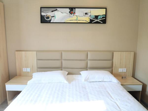 Wuxi Fish Inn Rongxiang : photo 8 de la chambre chambre standard lit queen-size