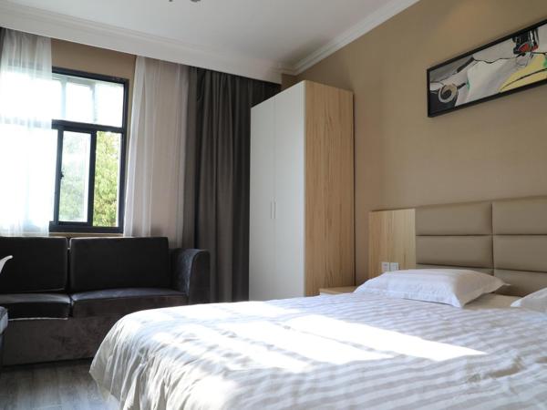 Wuxi Fish Inn Rongxiang : photo 7 de la chambre chambre standard lit queen-size