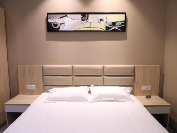 Wuxi Fish Inn Rongxiang : photo 10 de la chambre chambre standard lit queen-size