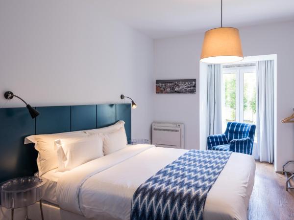 Alfama - Lisbon Lounge Suites : photo 3 de la chambre appartement 2 chambres avec jardin