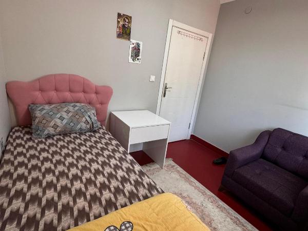 TRANSIT : photo 4 de la chambre chambre simple standard avec salle de bains commune