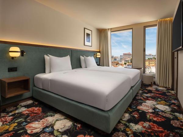 DUO Hotel Lisbon, Curio Collection by Hilton : photo 5 de la chambre chambres familiales communicantes 