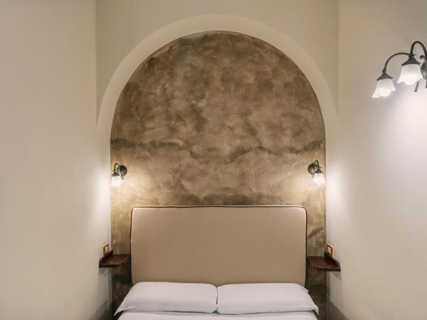 Hotel Il Convento : photo 6 de la chambre chambre simple avec balcon (2 adultes)