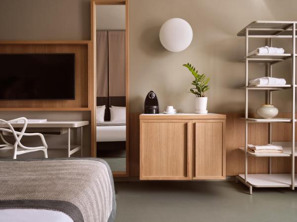 City Hotel Thessaloniki : photo 2 de la chambre suite junior - vue sur ville