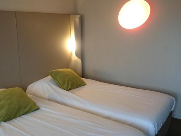 Campanile Bayonne : photo 3 de la chambre chambre lits jumeaux supérieure