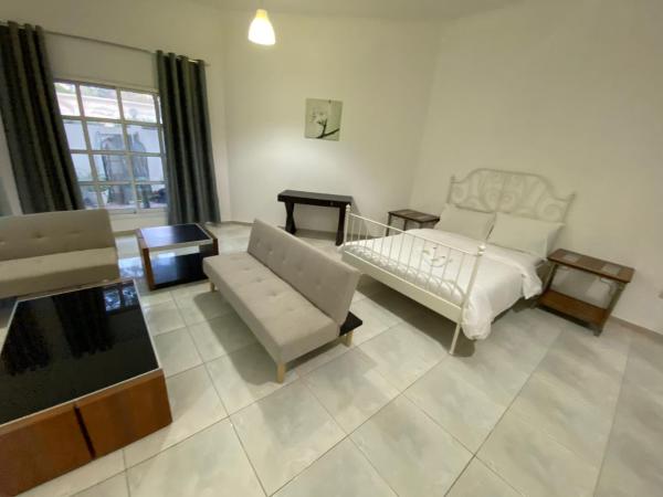 Comfortable Private Rooms in Compound Housing : photo 7 de la chambre chambre double Économique