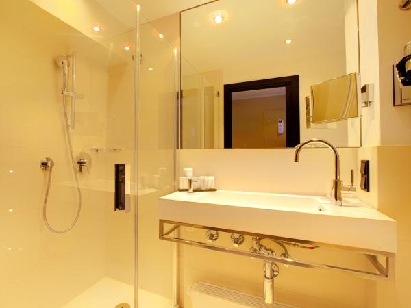 Hotel Favor : photo 2 de la chambre chambre simple ambiente